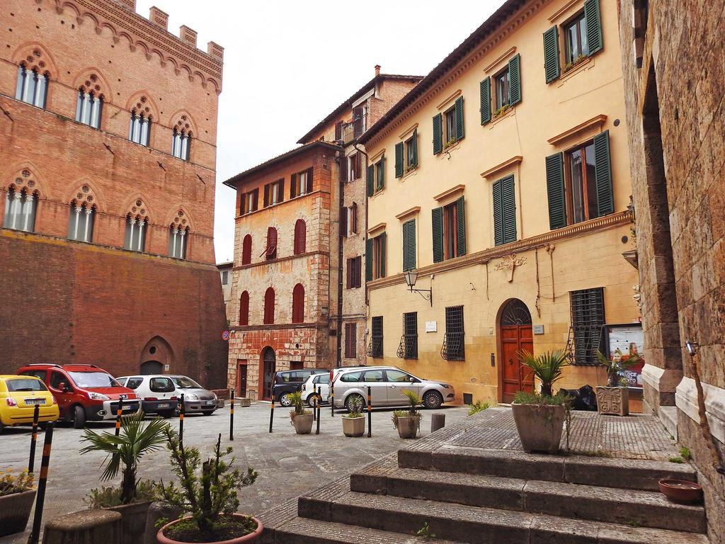 Appartamento Mimosa Siena Bagian luar foto
